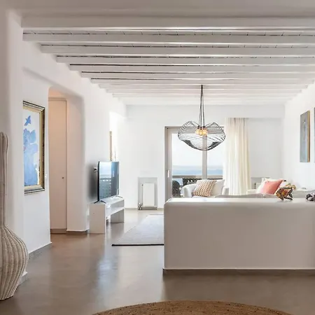 Villa M *