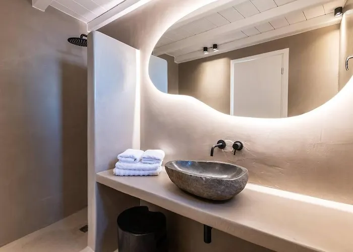 M * Fanari (Mykonos)