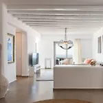 Villa M *