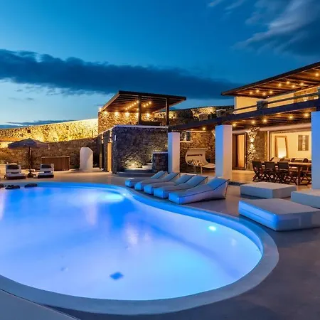 M Villa *